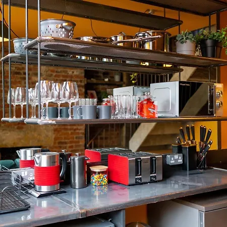 By Διαμέρισμα