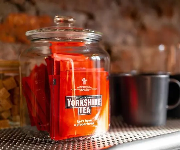 By Leeds (West Yorkshire)